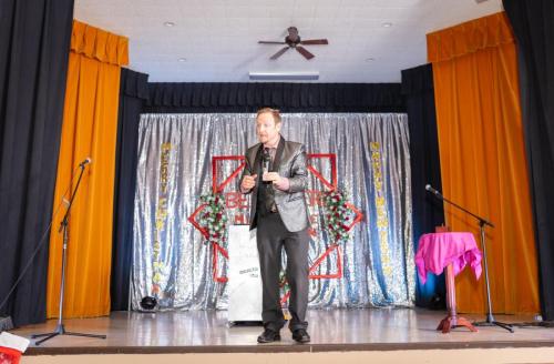 94B4069E-6741-4872-AAD4-FFB24A48CFEF