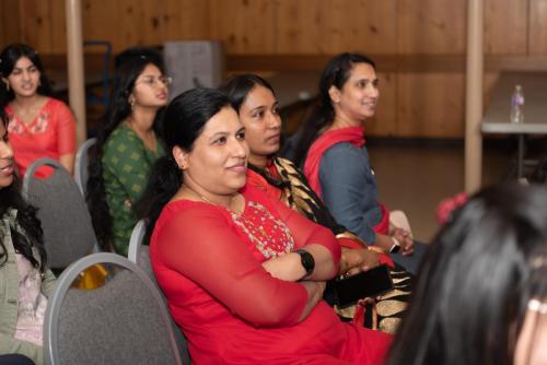 C0EE8D52-D1D5-4A0E-BAAA-5D3C158A56EA